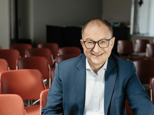 10. Oktober 2025: „Gemeinsam das Leben der Menschen in Oberösterreich besser machen“ – Martin Winkler, neuer Landesparteivorsitzender der SPÖ OÖ im Interview mit dem Bildungskurier, dem Magazin der Landesbildungsorganisation der SPÖ&nbsp;OÖ