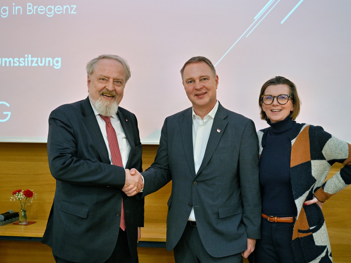 1. Februar 2026: Presseaussendung: SPÖ-Babler/Seltenheim gratulieren Gerhard Schmid herzlich zur Wiederwahl als Bundesbildungsvorsitzender